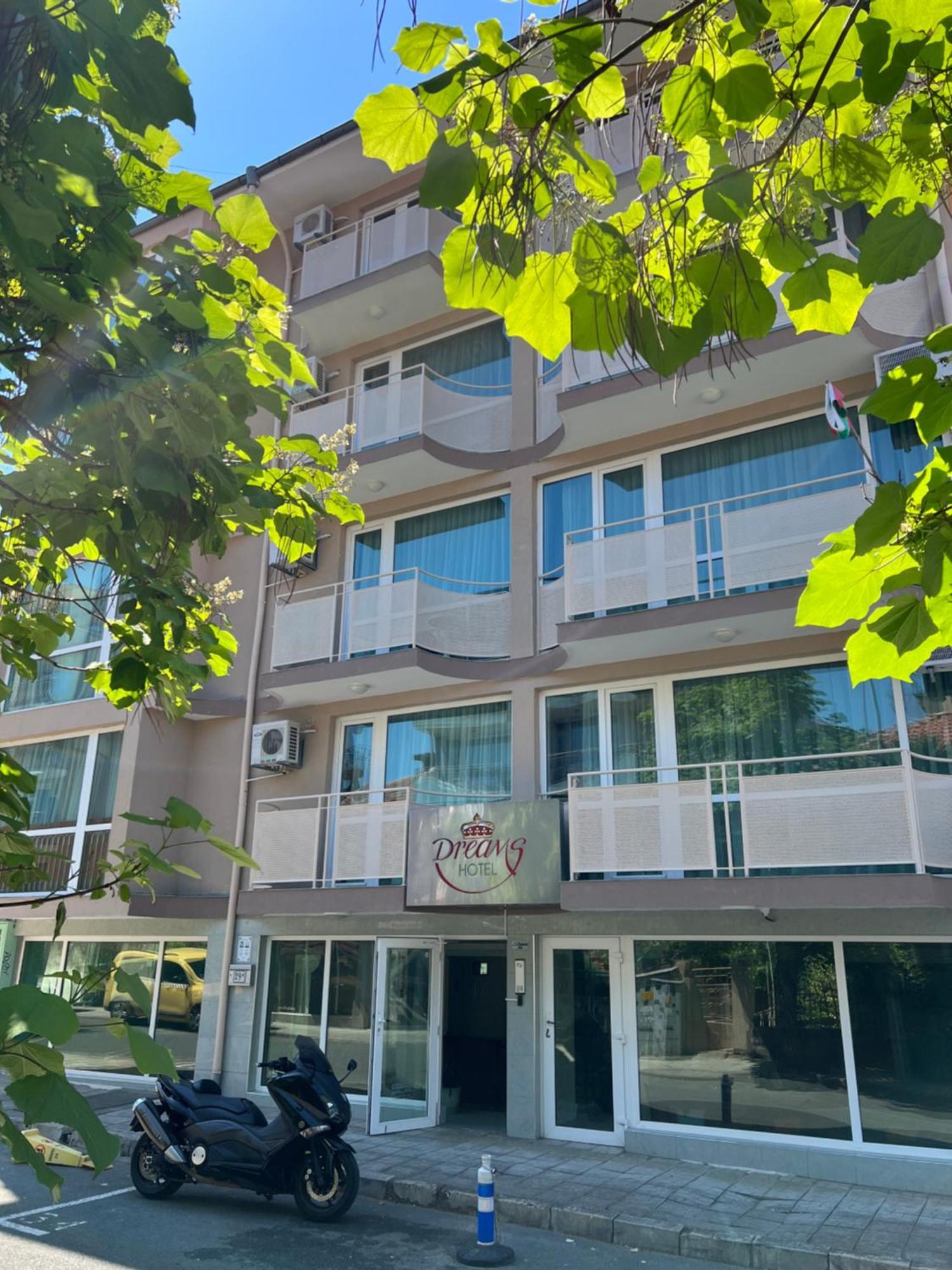 Dreams Family Hotel Nesebar Buitenkant foto