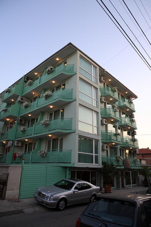 Dreams Family Hotel Nesebar Buitenkant foto